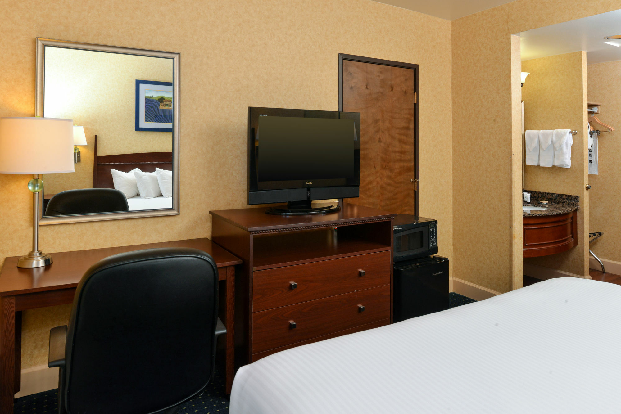 Holiday Inn - Salem By Ihg Dış mekan fotoğraf